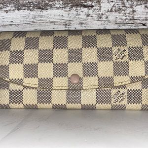Louis Vuitton Checkered Cream and Brown Wallet